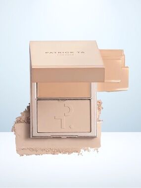 Patrick Ta Cream-to-Powder Foundation Compact in Light